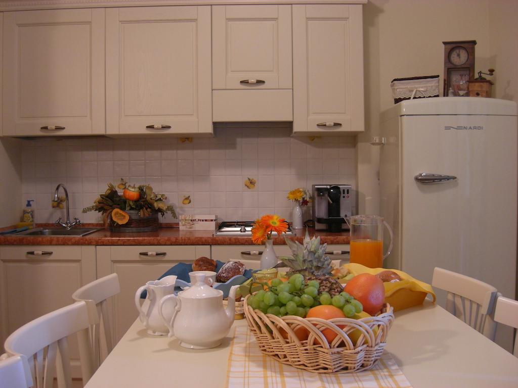 Pietra Preziosa Bed & Breakfast Pietra Ligure Buitenkant foto