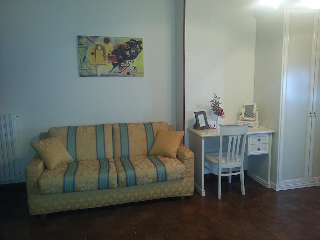 Pietra Preziosa Bed & Breakfast Pietra Ligure Buitenkant foto